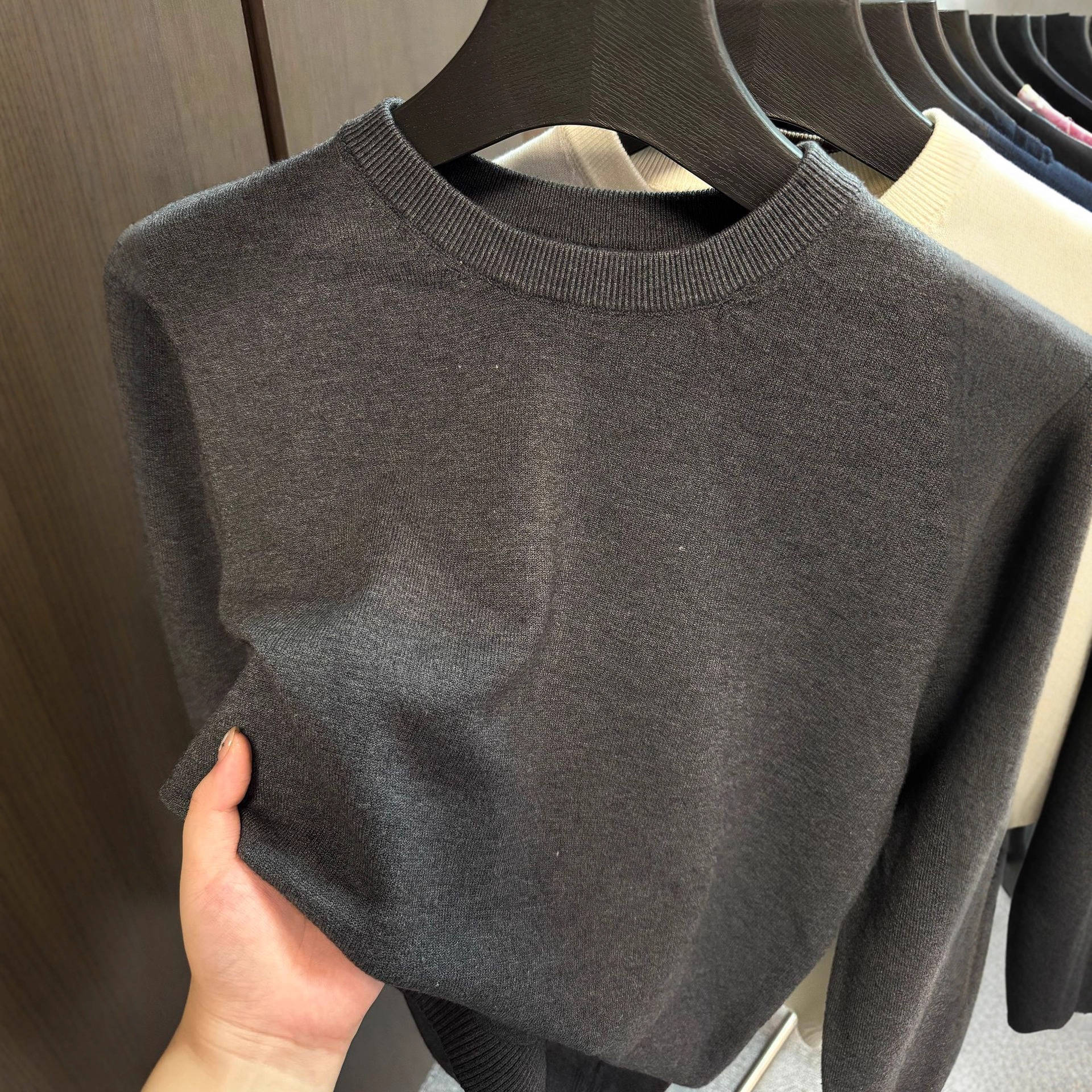 Crew-neck Casual Long-sleeve Solid-color Knit Bottoming Shirt