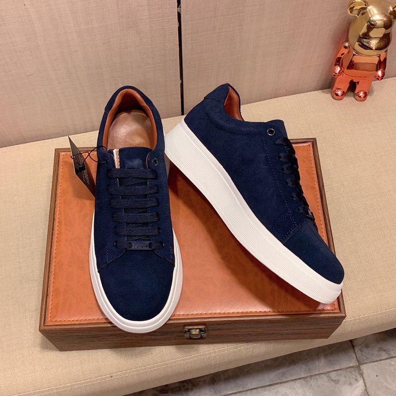 Lightweight Trendy Thick-soled Shock Absorbing Men's Sneakers